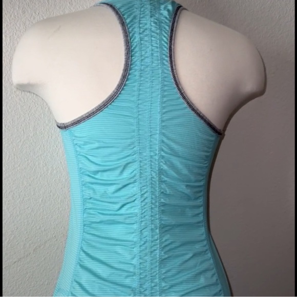 Lululemon Run Tank Ruched size 4 - Picture 5 of 14